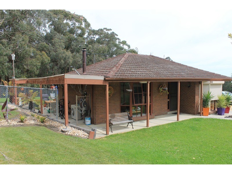 3  Marriotts Road, Yinnar South VIC 3869