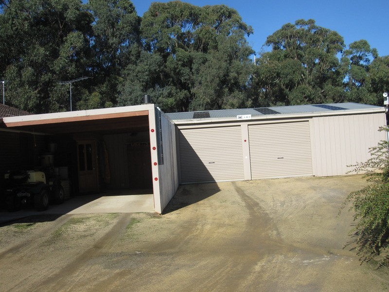 3  Marriotts Road, Yinnar South VIC 3869