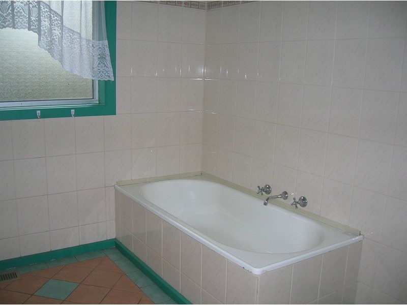 92 Manning  Drive, Churchill VIC 3842