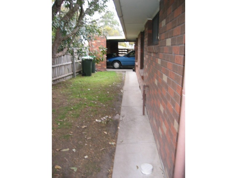 2/43 Waratah Drive, Morwell VIC 3840