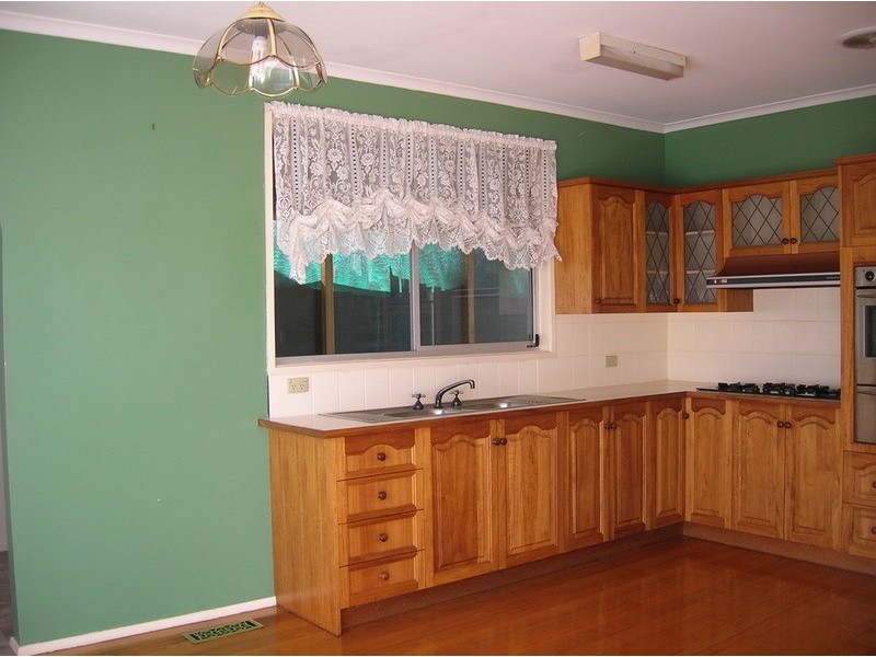 4 Connan Court, Morwell VIC 3840