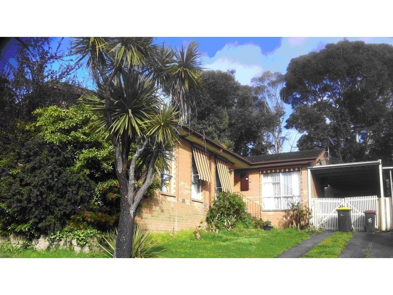 17 Dunbar  Grove, Churchill VIC 3842