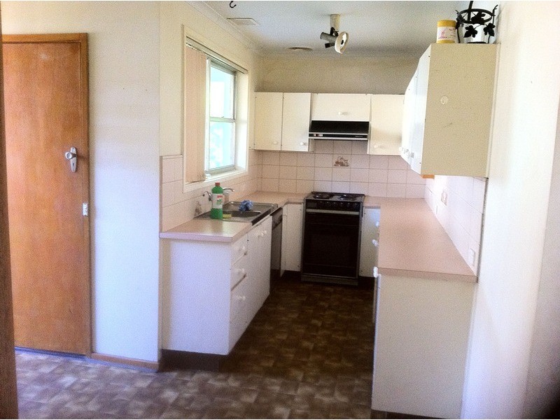 17 Dunbar  Grove, Churchill VIC 3842