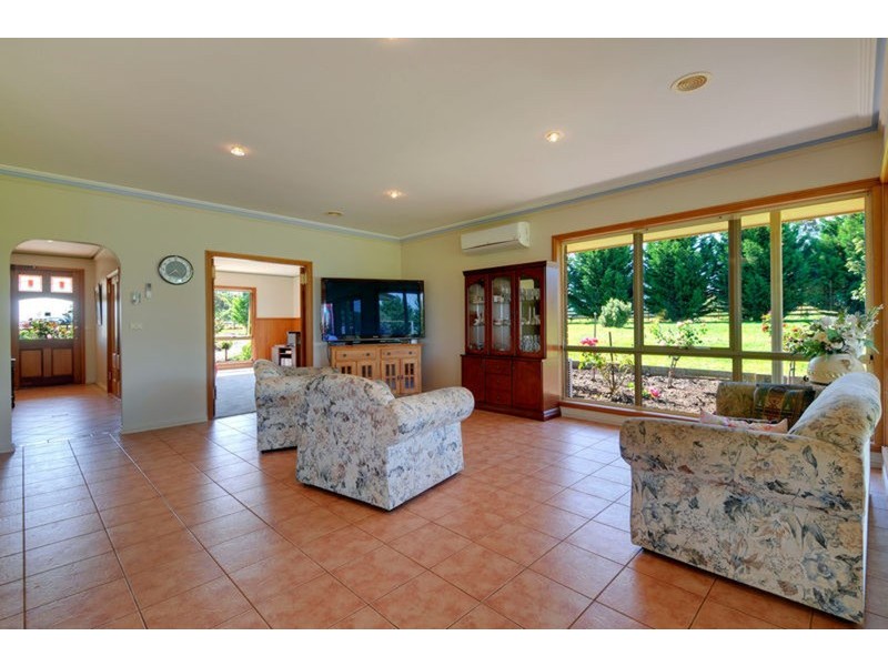 1515 McDonalds Track, Thorpdale VIC 3835