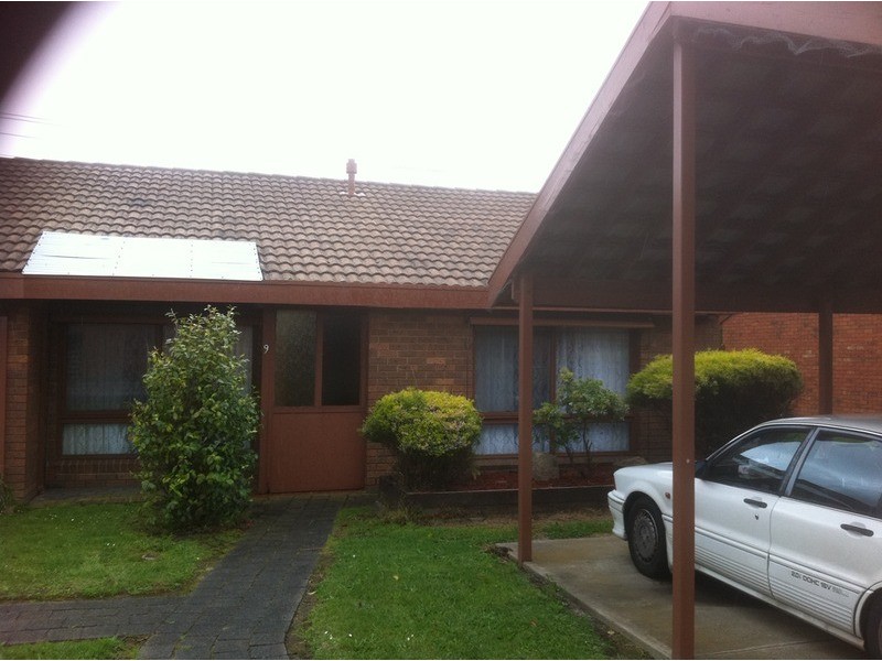 9  Strath Place, Morwell VIC 3840