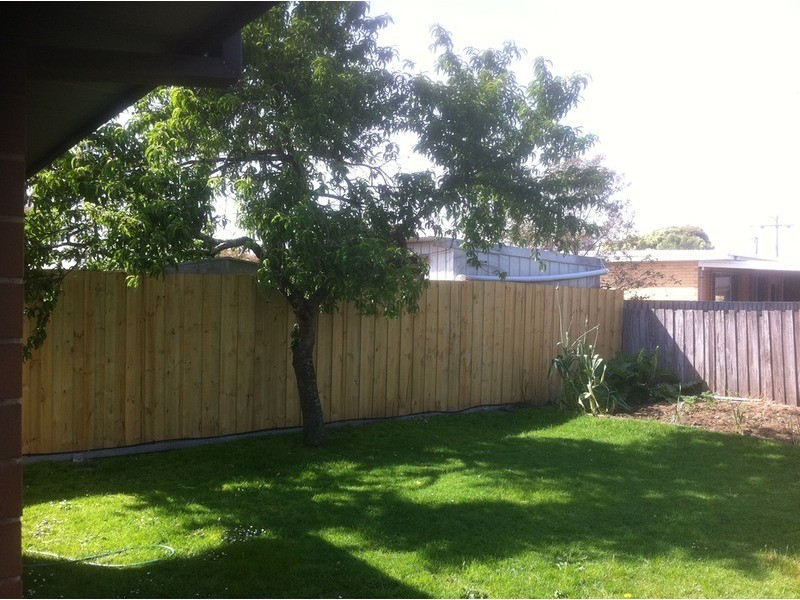 2 Oak  Court, Morwell VIC 3840