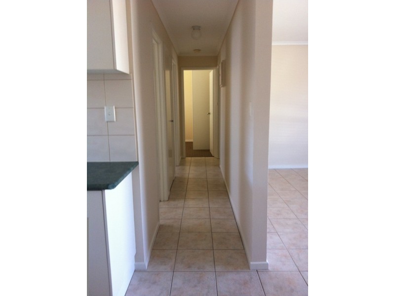 2/30 Spring Court, Morwell VIC 3840