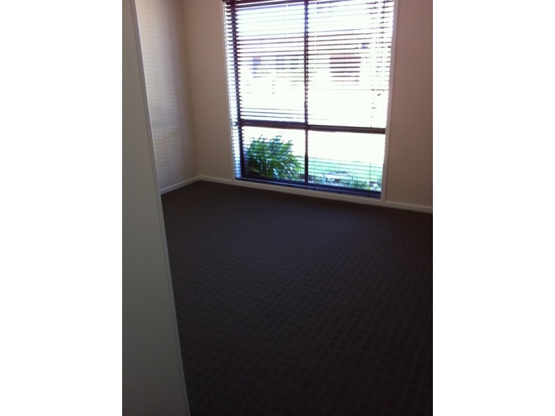 2/30 Spring Court, Morwell VIC 3840