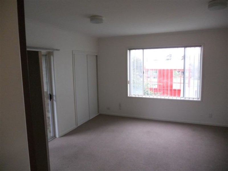 2/15 Well Street, Morwell VIC 3840