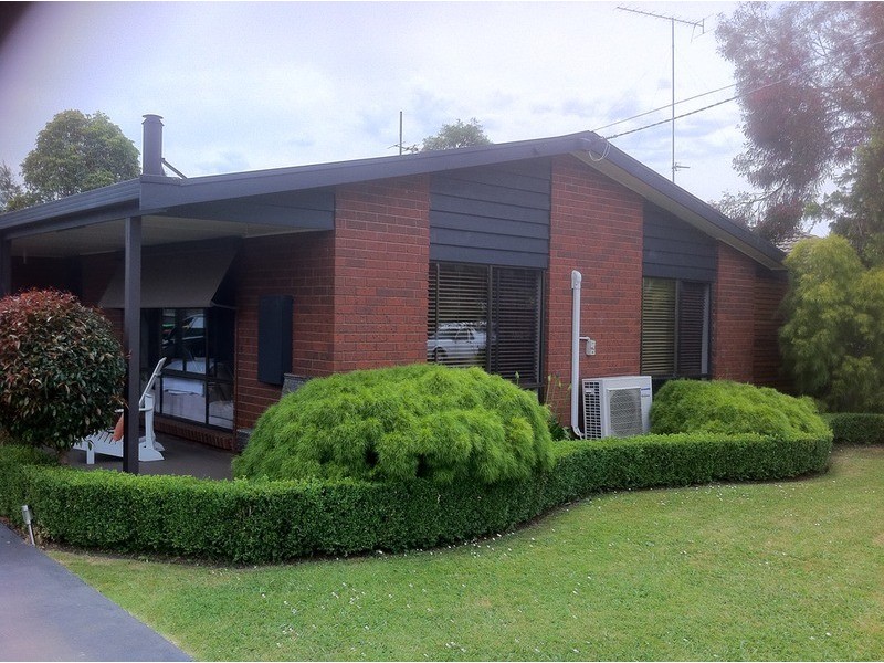 11  Littleton Avenue, Yinnar VIC 3869