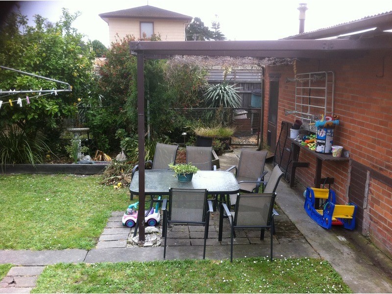 3 Cherry  Crescent, Morwell VIC 3840