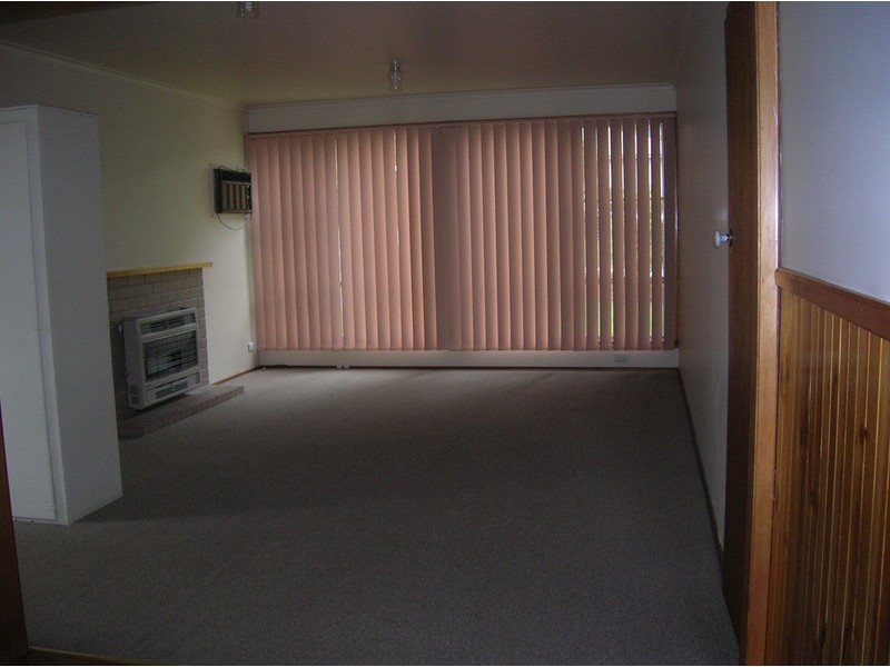 16 Vasey Street, Morwell VIC 3840