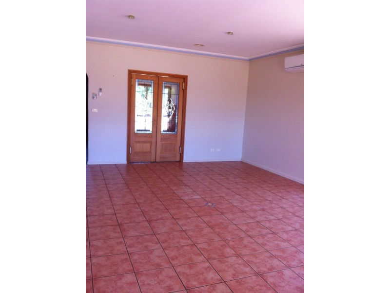 1515 McDonalds  Track, Narracan VIC 3824