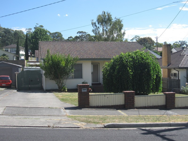 11 Porter Street, Morwell VIC 3840