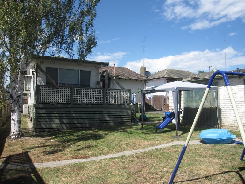 11 Porter Street, Morwell VIC 3840