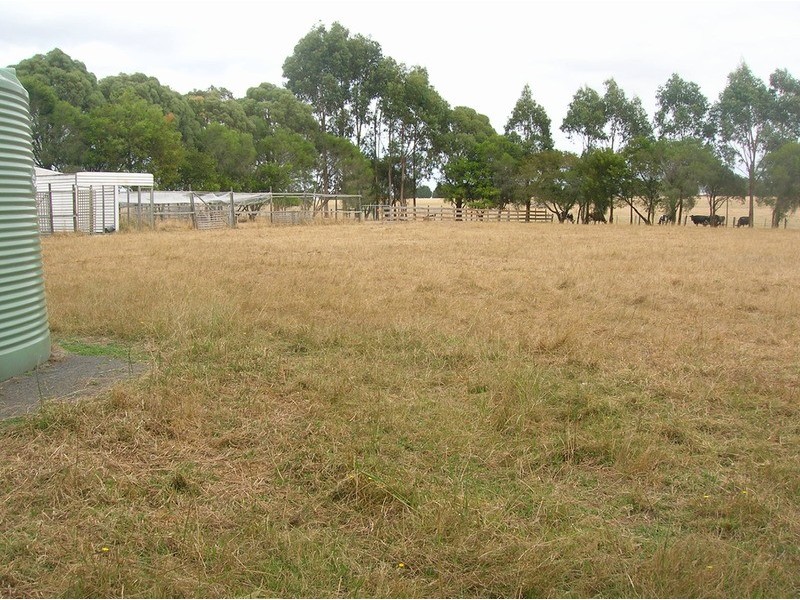 32 Considine Road, Yinnar South VIC 3869