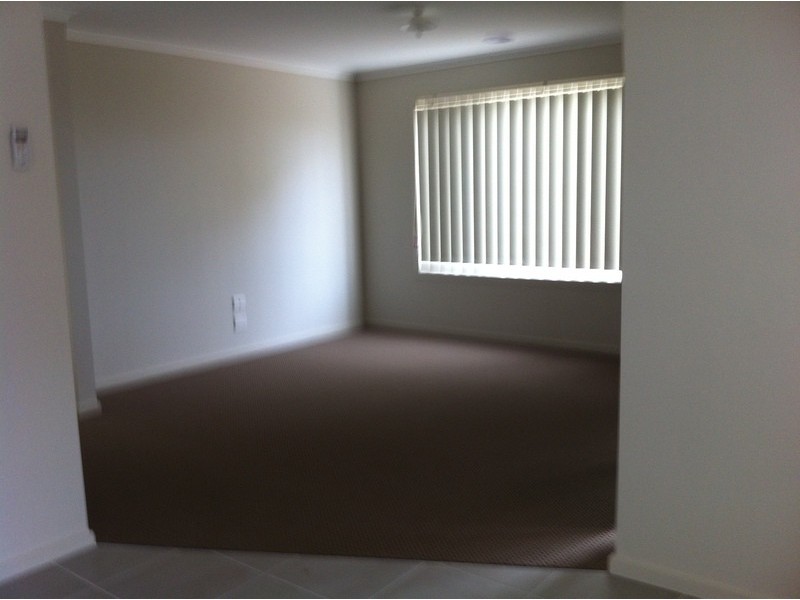 53 Mountain Grey Rise, Morwell VIC 3840