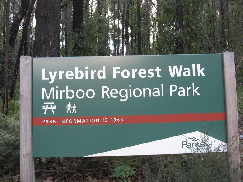 21  Giles  Street, Mirboo North VIC 3871