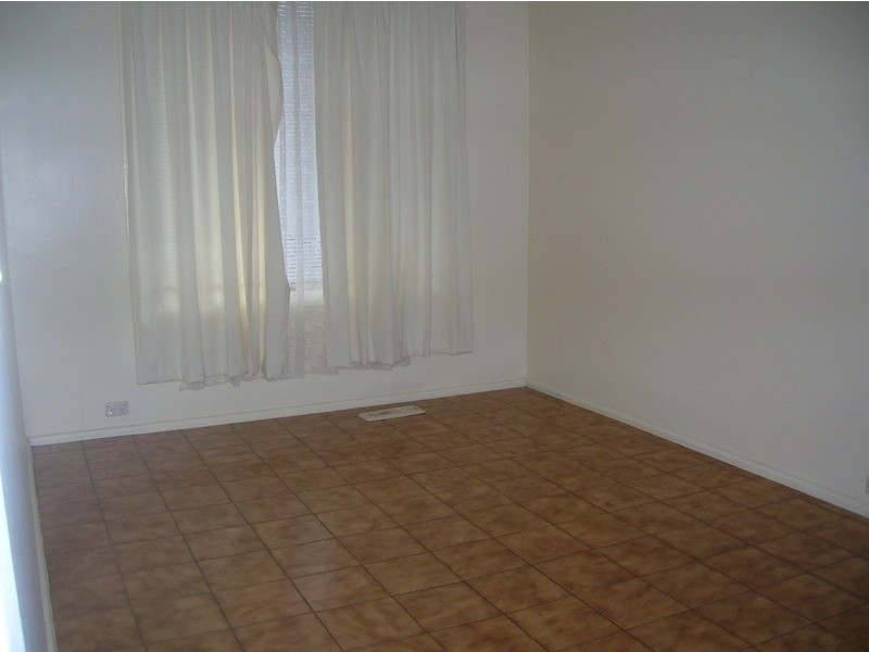 13 Donald Street, Morwell VIC 3840