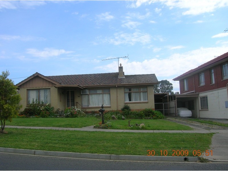 17 Savige Street, Morwell VIC 3840