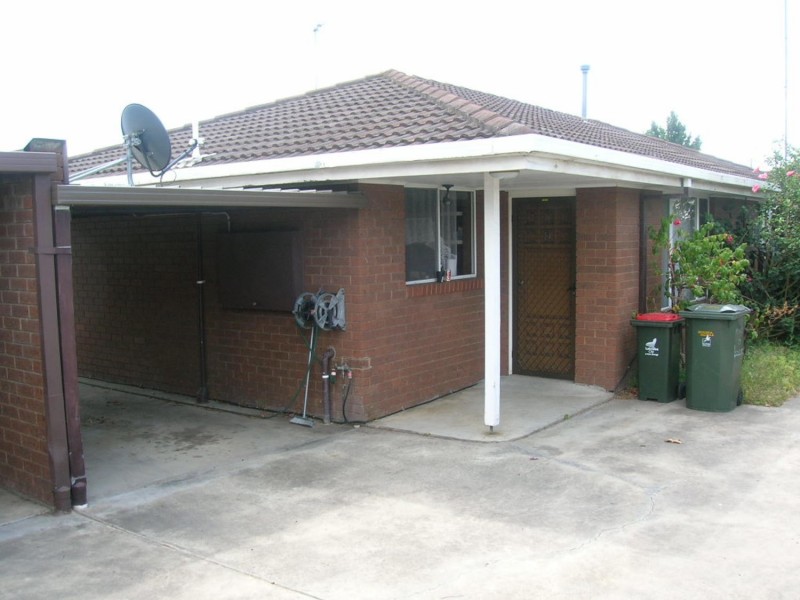 2/31 McLean Street, Morwell VIC 3840