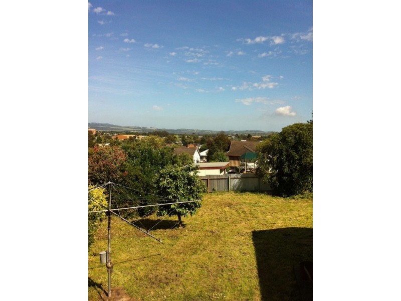 27 Vincent Road, Morwell VIC 3840
