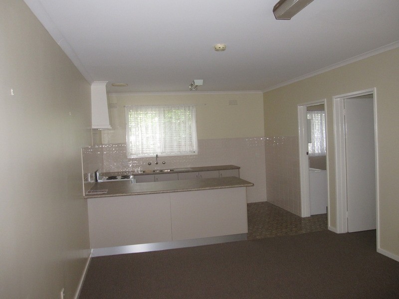 4/33 Hopetoun Avenue, Morwell VIC 3840