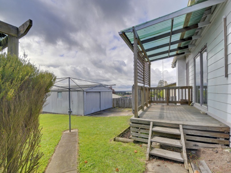 27 Catterick Street, Morwell VIC 3840