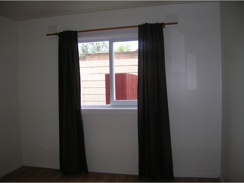 1/153 Buckley Street, Morwell VIC 3840