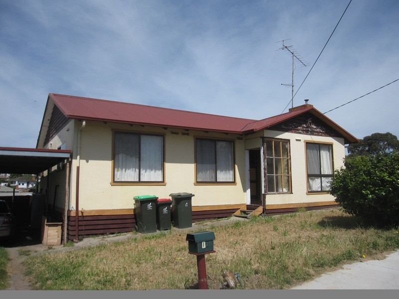 13 Lae Court, Morwell VIC 3840