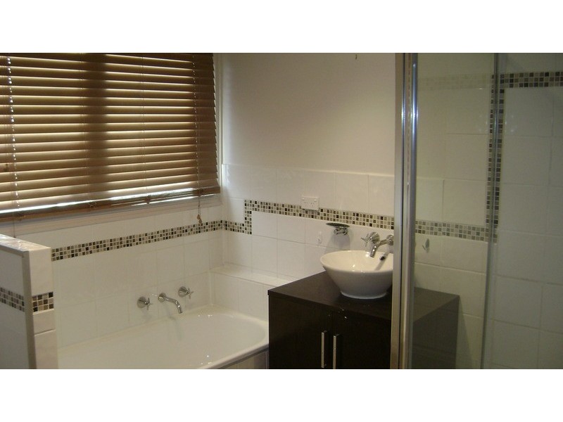 11 McCarthy Street, Churchill VIC 3842