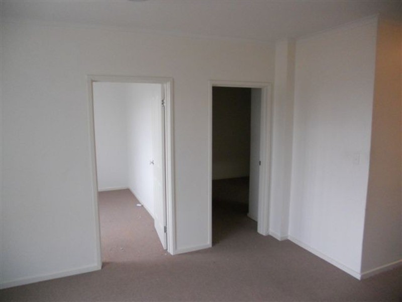 2/15 Well Street, Morwell VIC 3840