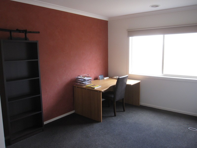 9 Beswick Court, Churchill VIC 3842