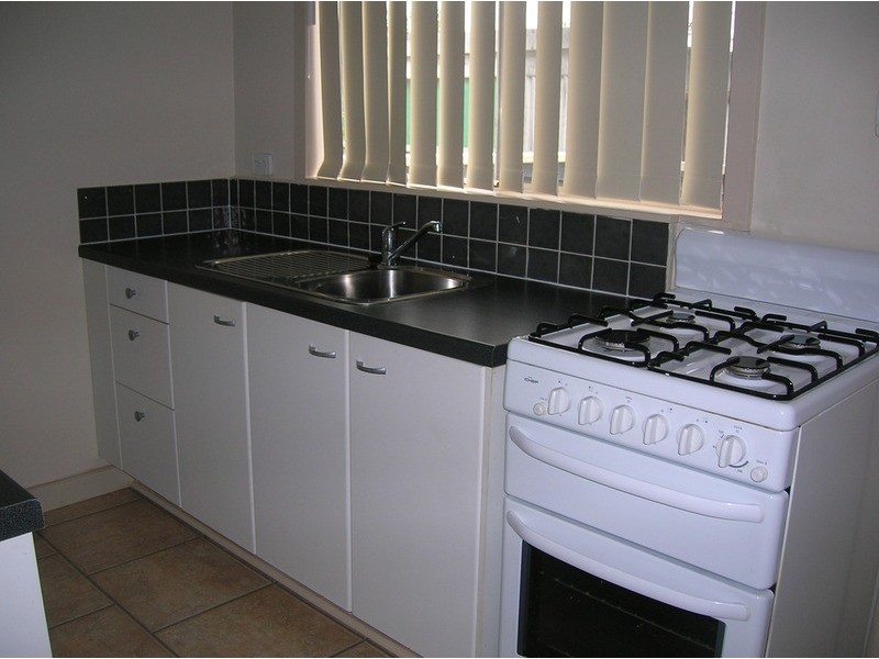 2/140 Mary Street, Morwell VIC 3840