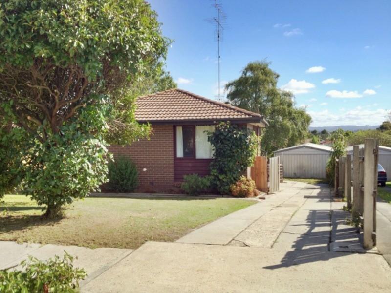 17 Coolabah Street, Churchill VIC 3842