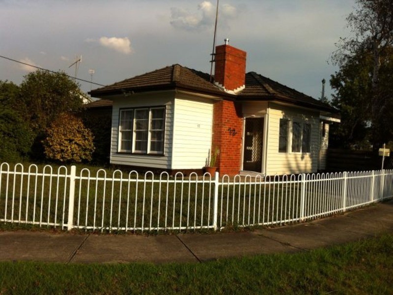 32 Polden Crescent, Morwell VIC 3840