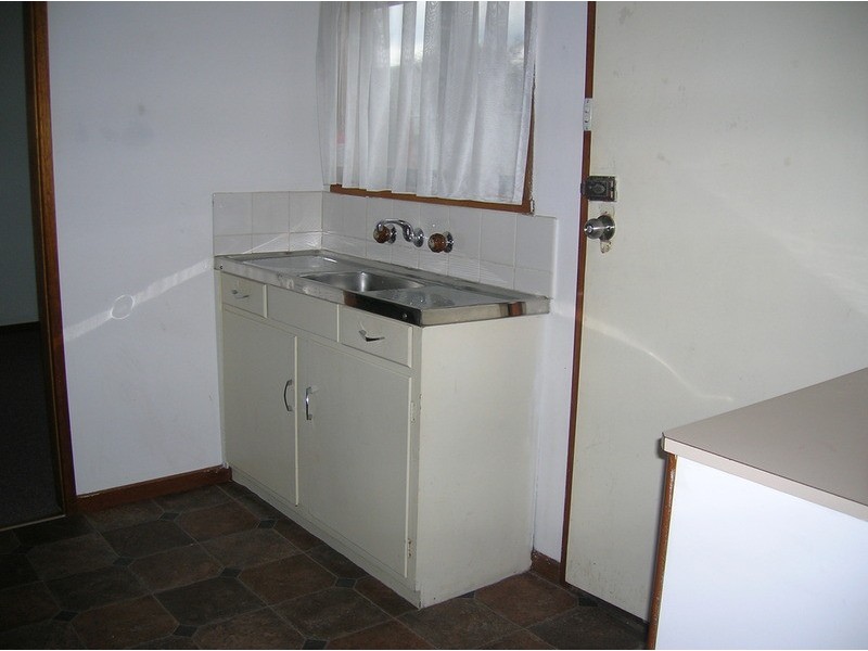 1/105 Elgin Street, Morwell VIC 3840