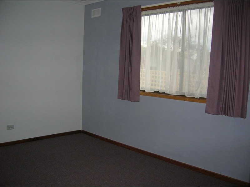 1/105 Elgin Street, Morwell VIC 3840