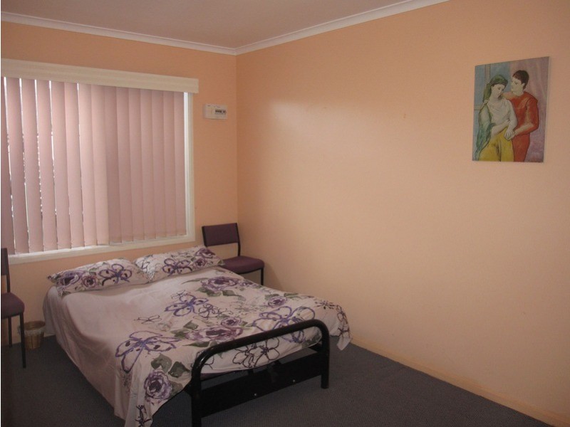 4/15 Well  Street, Morwell VIC 3840