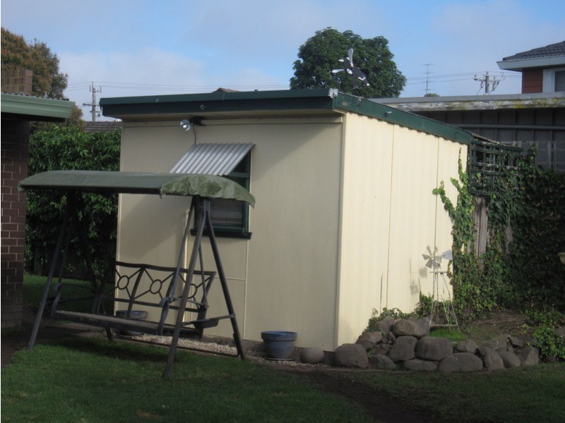 2 Blackwood  Place, Morwell VIC 3840