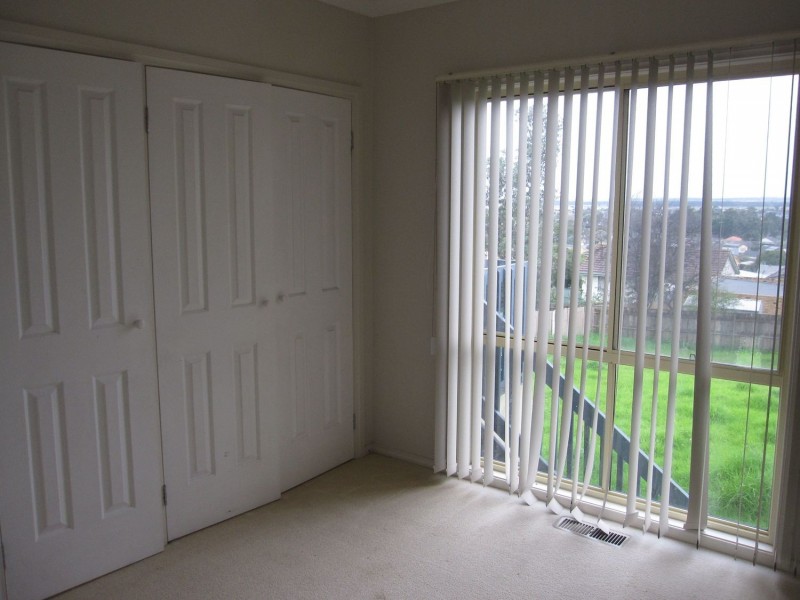 18 Evans Street, Morwell VIC 3840