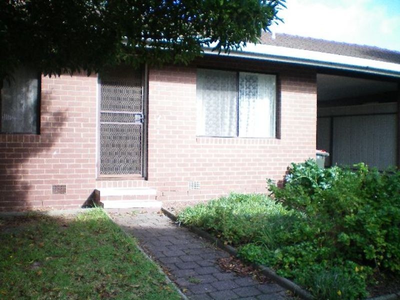 2/2 Gladstone Street, Moe VIC 3825