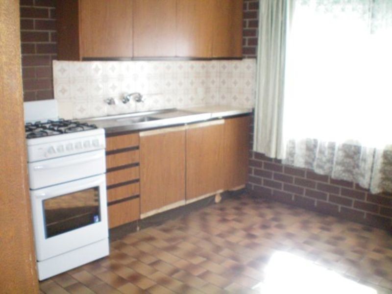 2/2 Gladstone Street, Moe VIC 3825