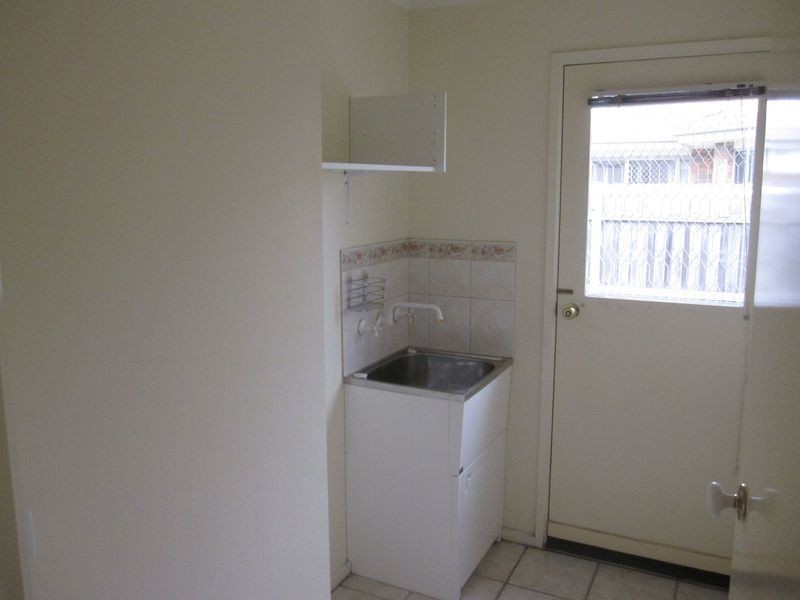 2/9 Chestnut Avenue, Morwell VIC 3840
