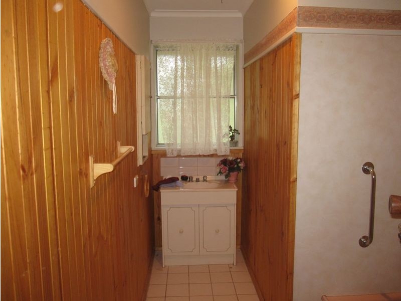 13 Shaw Street, Churchill VIC 3842