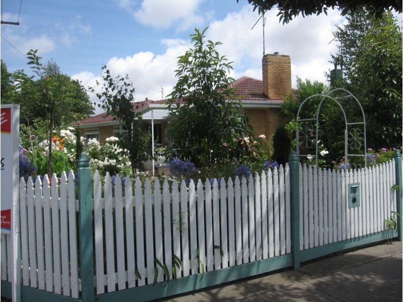 9 Latrobe Road, Morwell VIC 3840