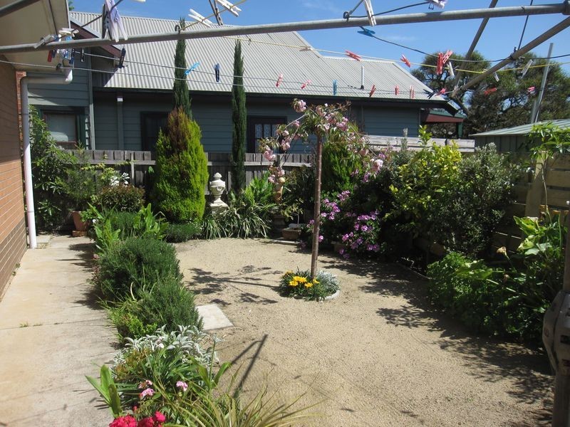 9 Latrobe Road, Morwell VIC 3840