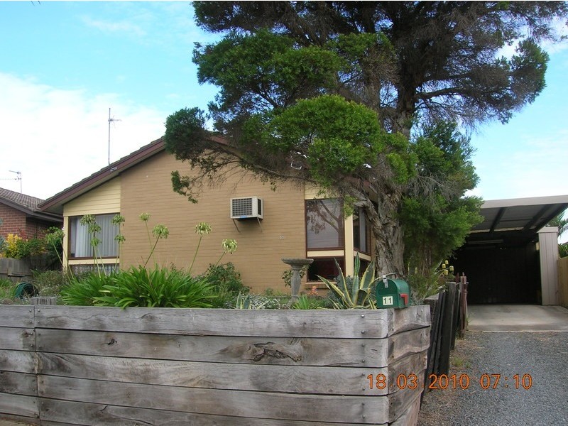 11 Willow Street, Churchill VIC 3842