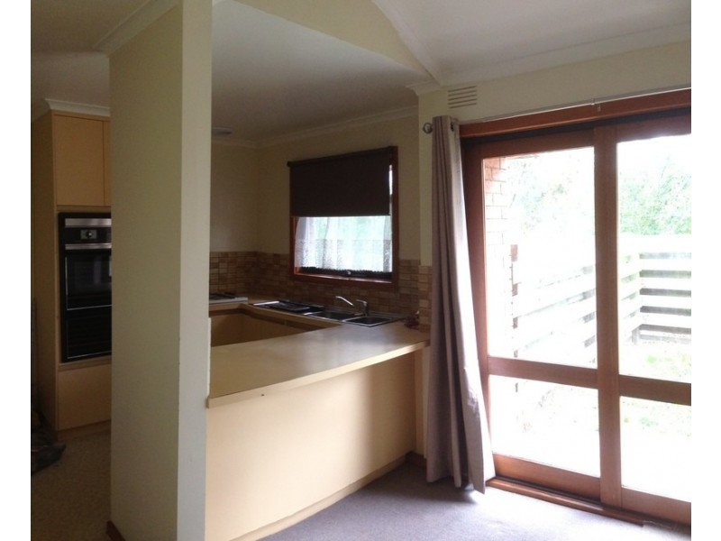 51 Dell Circuit, Morwell VIC 3840