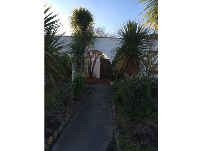 42  Chestnut Avenue, Morwell VIC 3840